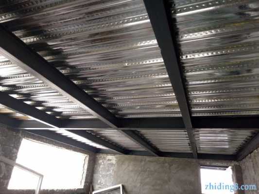 钢结构阁楼电焊（钢结构房子电焊还是螺丝）