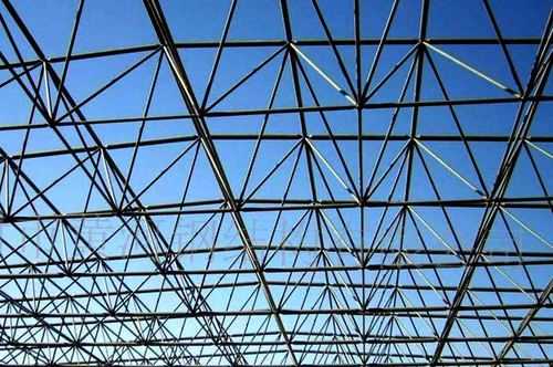 钢网架结构的特点（钢网架结构施工方案）